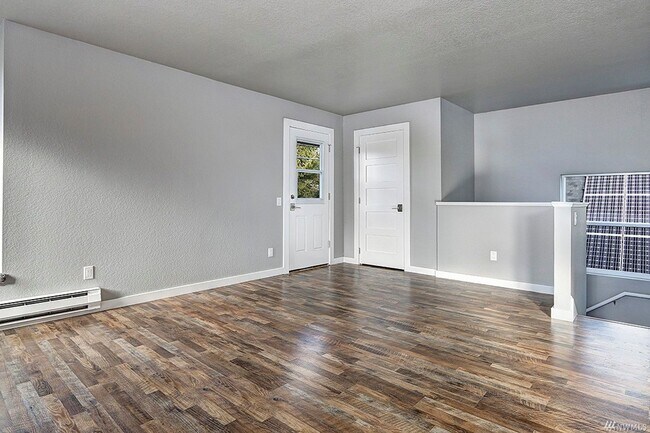 Foto del edificio - 1906 3rd Ave W