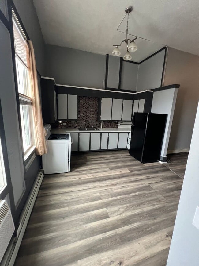 Foto del edificio - 317 N Clinton Ave