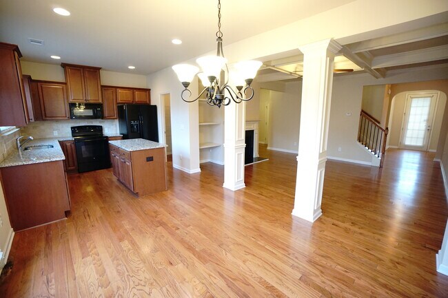 Building Photo - 861 Spicy Maple Dr