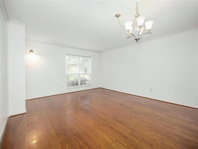 Foto del edificio - 6440 Olympia Dr