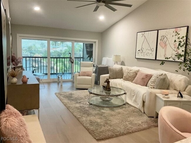 Foto del edificio - 922 SW 48th Terrace