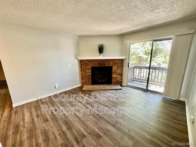 Foto del edificio - 7881 Allison Way