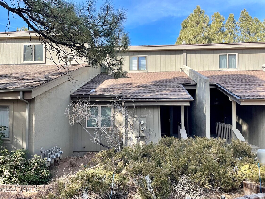 Foto del edificio - 2605 N Pinon Ridge Dr