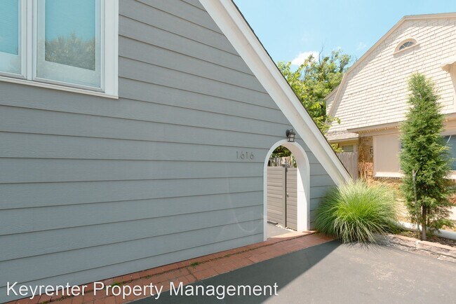 Foto del edificio - 2 br, 3 bath House - 1616 S Peoria Ave - U...