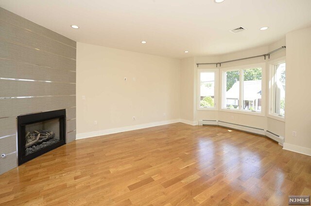Building Photo - 228 Lawton Ave
