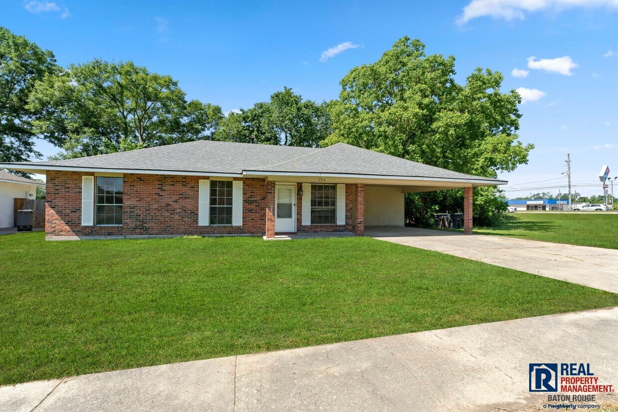 Primary Photo - House: Kings Hill Subdivision