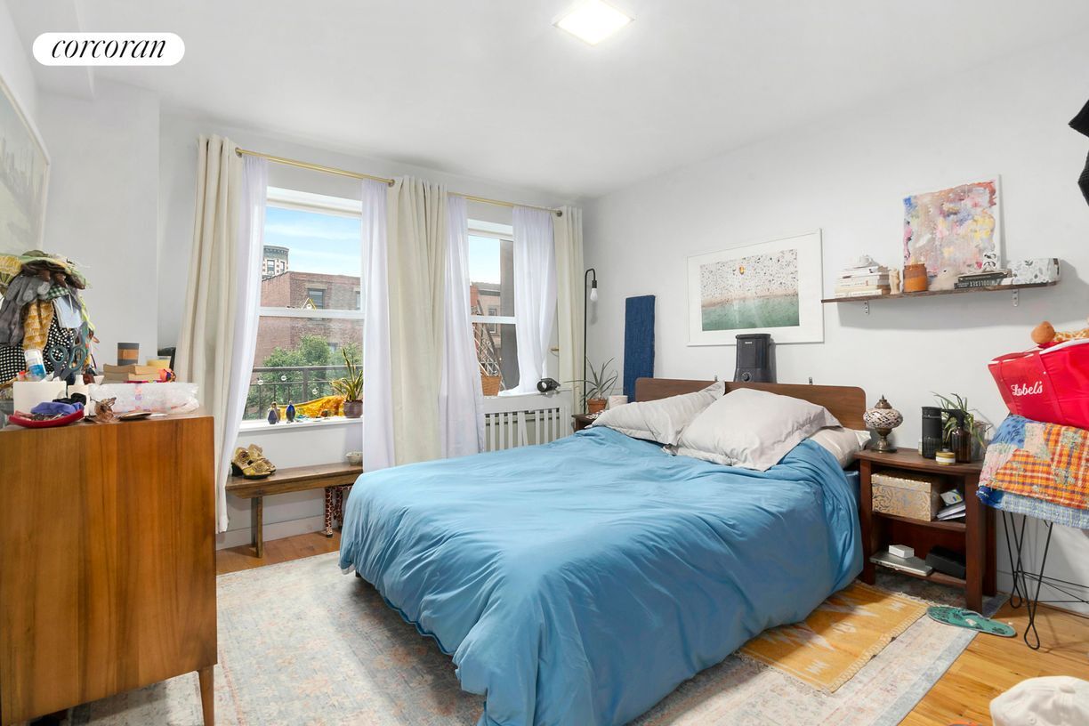 Foto del edificio - 367 Waverly Ave