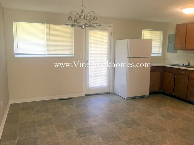 Building Photo - 6048 Turnbridge Ln