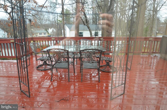 Foto del edificio - 8452 Broken Arrow Ct