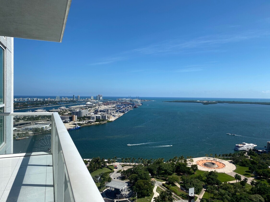 BALCONY SOUTH EAST VIEW - 244 Biscayne Blvd