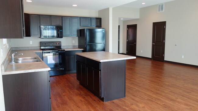 Building Photo - 1702 Gypsy Moth Dr