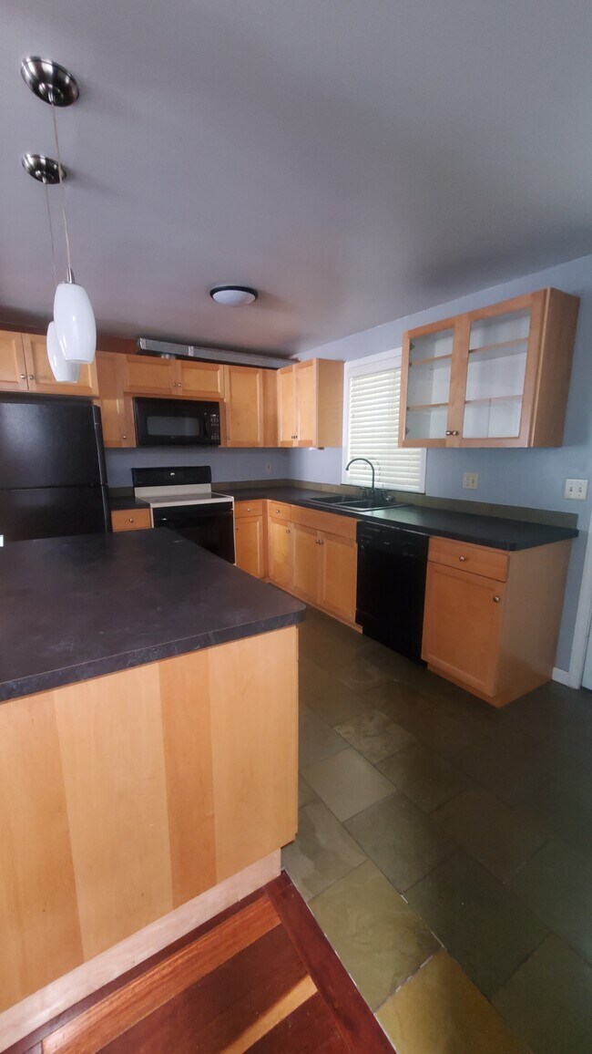 Foto del edificio - 13216 NE Salmon Creek Ave