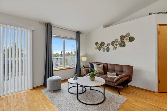 Building Photo - 7708 81st Pl NE