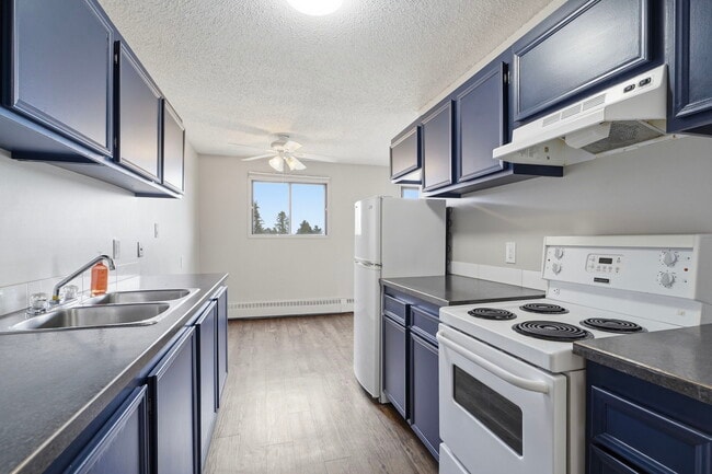 Building Photo - Normandeau Apartments
