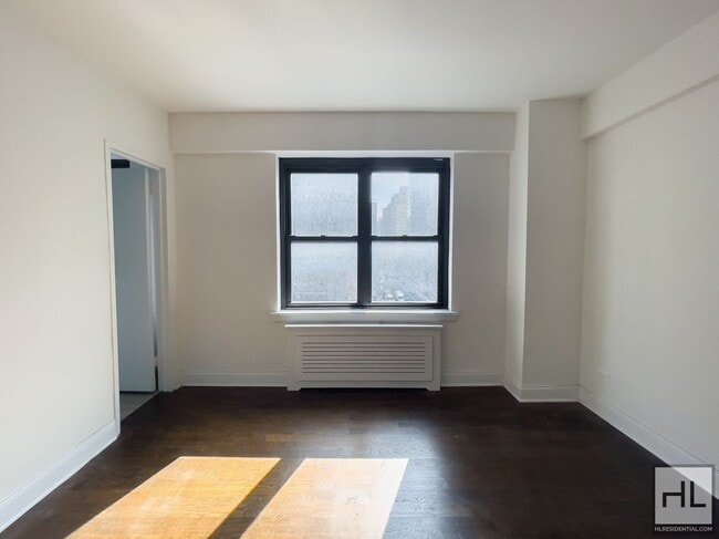 Building Photo - EAST 57 STREET