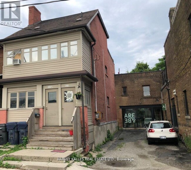 Building Photo - 1215 Bathurst St