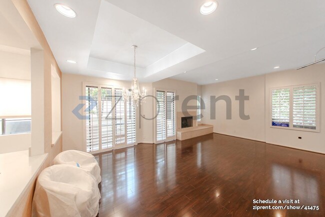 Building Photo - 234 S Gale Dr