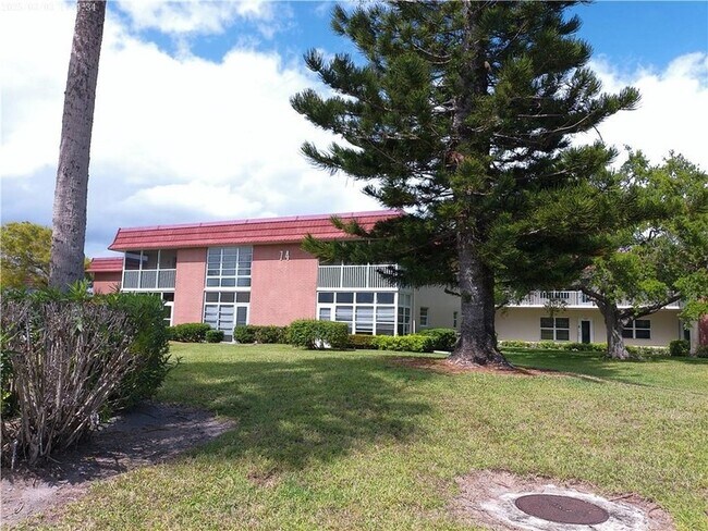 Foto del edificio - 74 Royal Oak Ct
