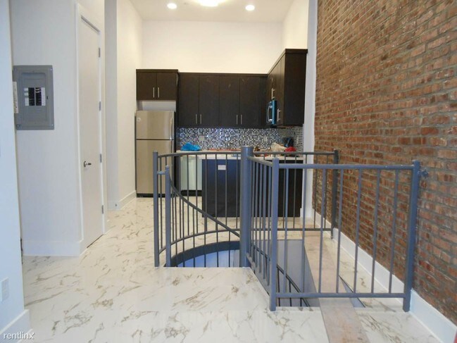 Foto del edificio - 2217 Astoria Blvd