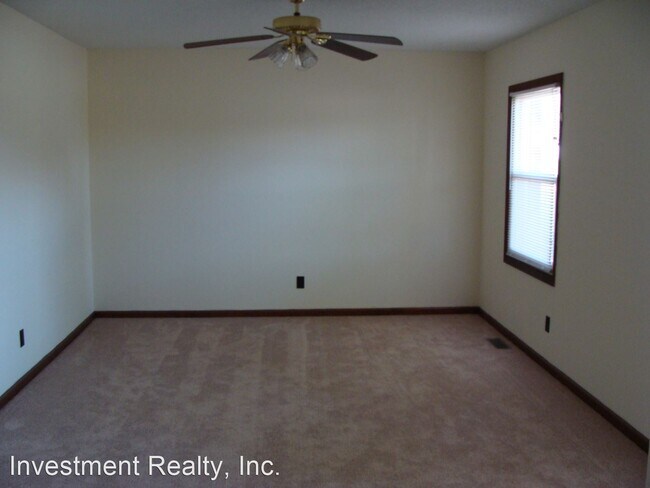 Building Photo - 4 br, 3 bath House - 807 Wakefield