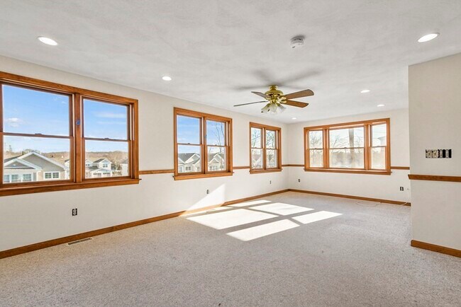 Foto del edificio - 72 Cambridge Rd