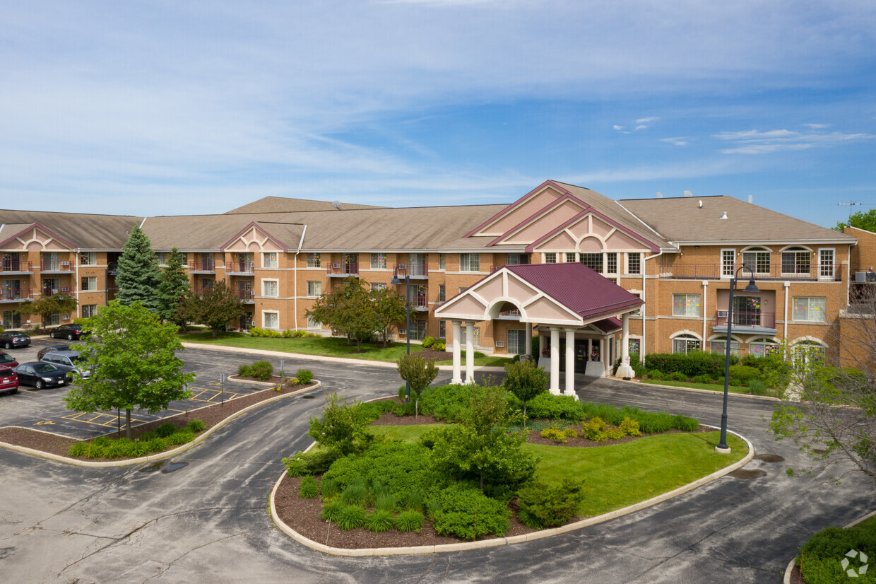 Primary Photo - Regency New Berlin Senior Living