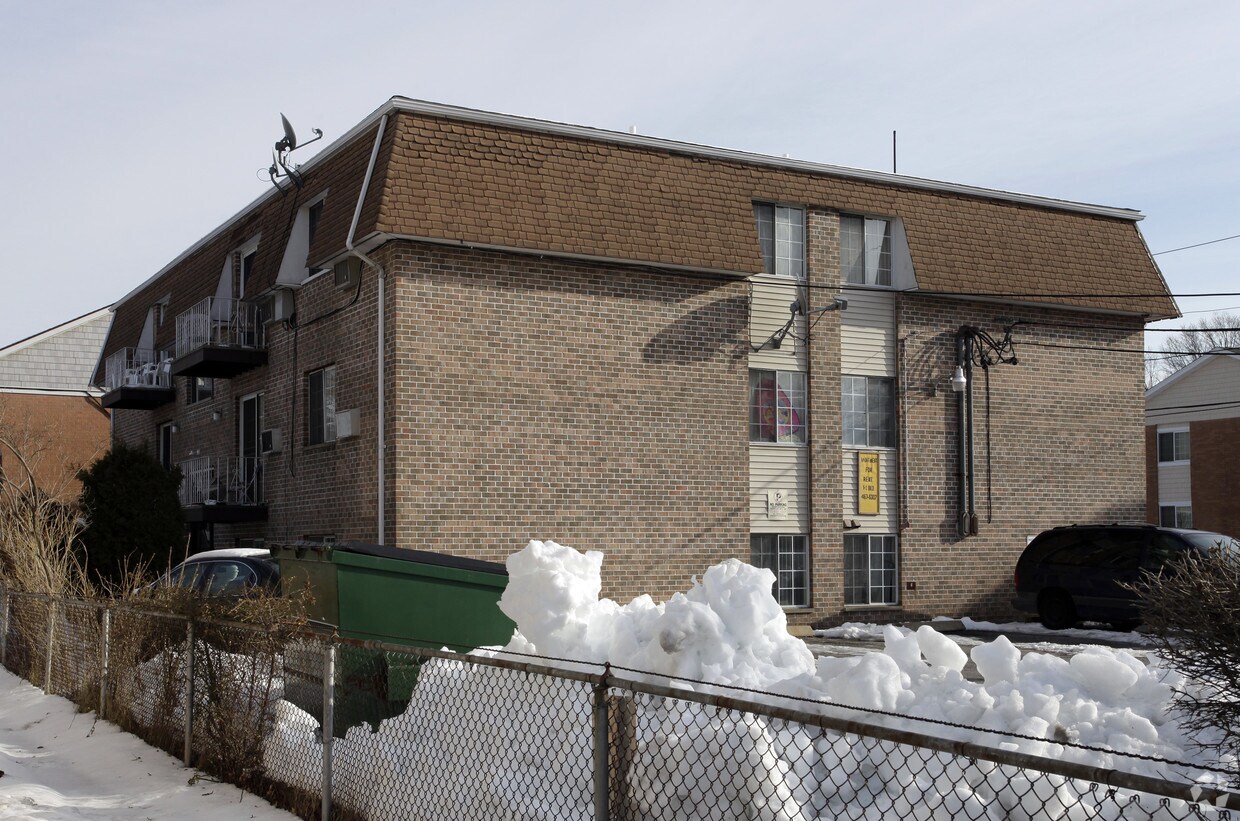 35 Bissell St, Providence, RI 02907 Apartments in Providence, RI