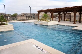 Lounge Pool - The Hartley