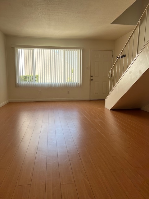 Foto del edificio - 2649 Andover Ave