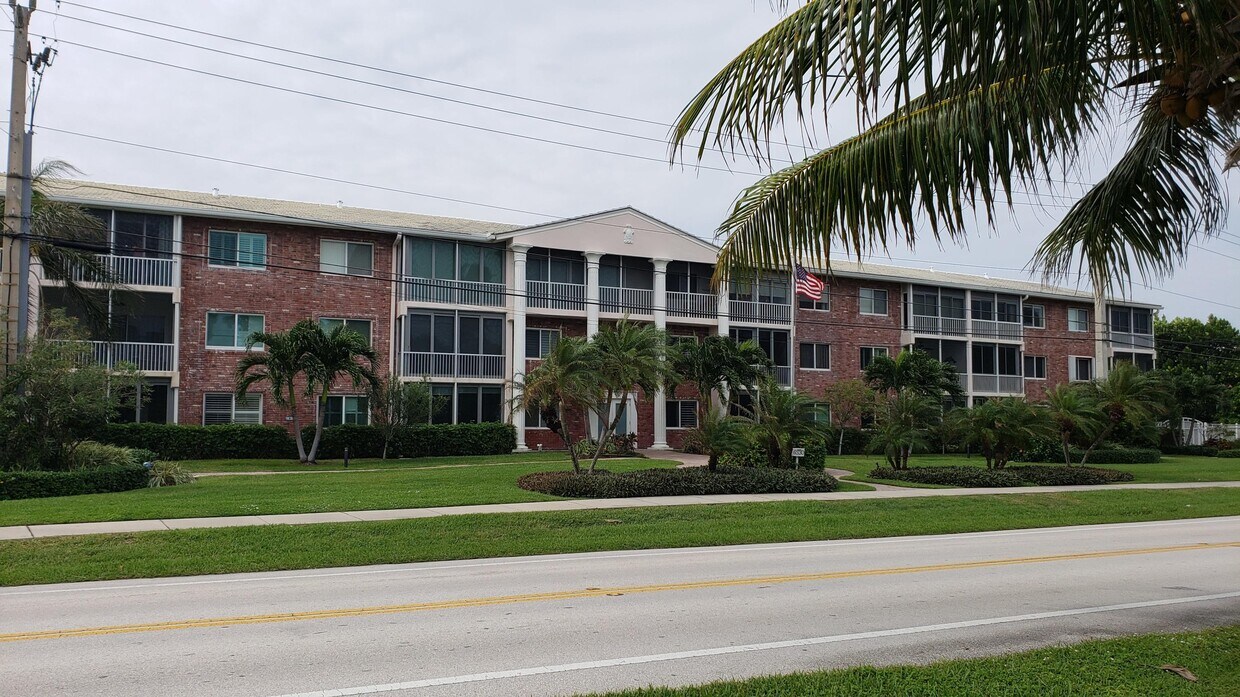 Primary Photo - 6530 N Ocean Blvd