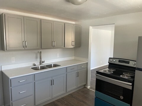 Building Photo - 8606 S 300 E
