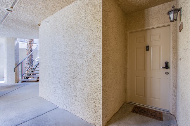 Building Photo - 7185 S Durango Dr