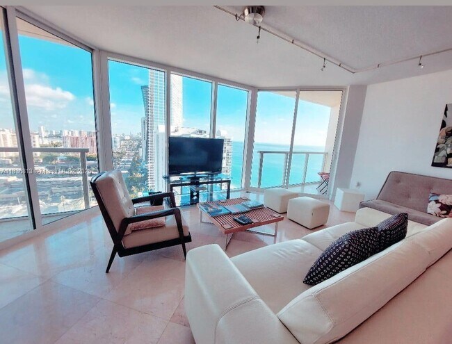 Building Photo - 16699 Collins Ave