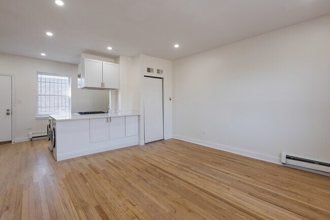 Foto del edificio - 543 E 60th St