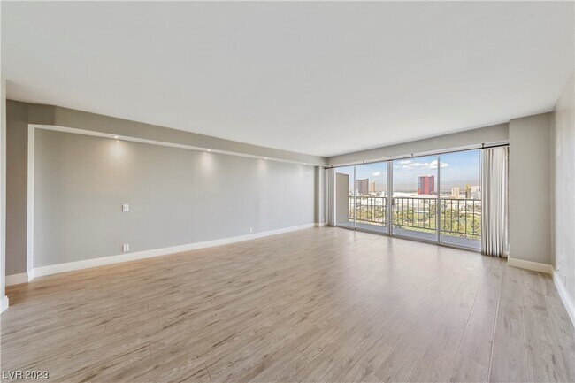 Building Photo - 3111 Bel Air Dr