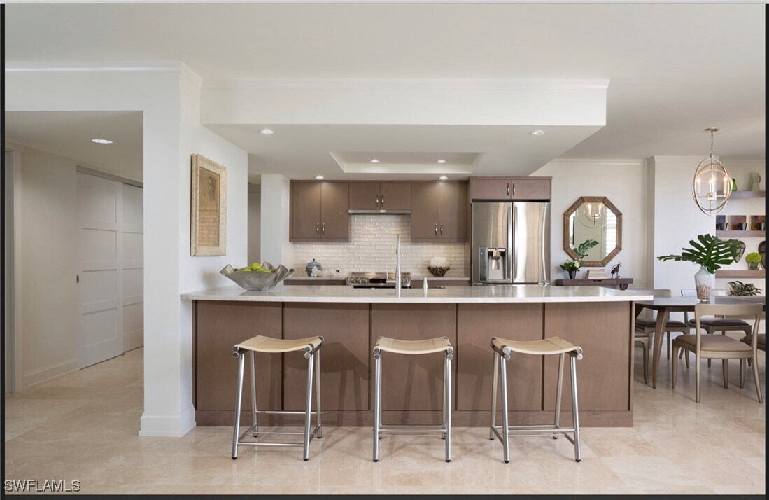 Foto principal - 6585 Nicholas Blvd
