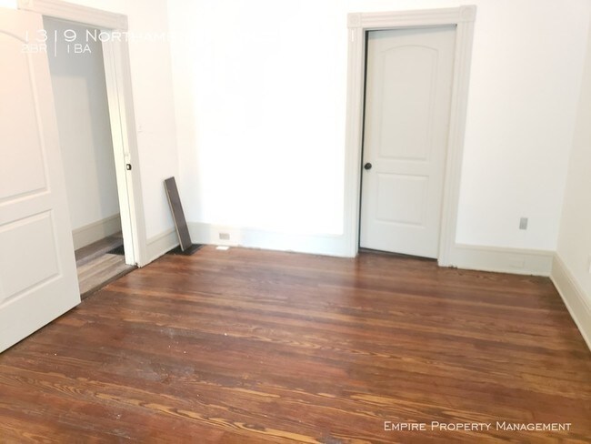 Building Photo - 2 Bedroom 1 Bath in Easton
