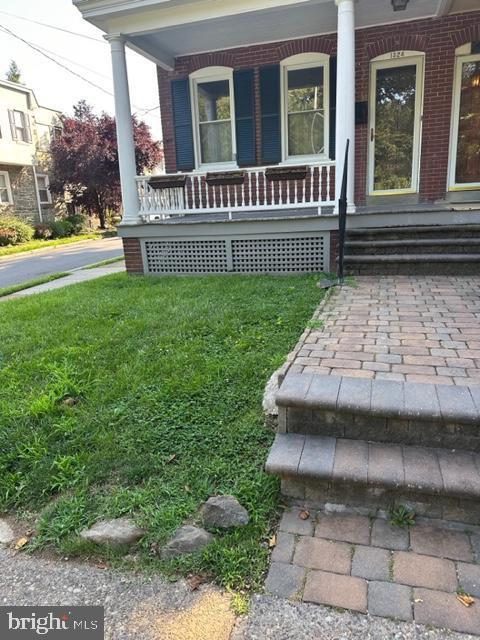 Building Photo - 1324 Lovering Ave