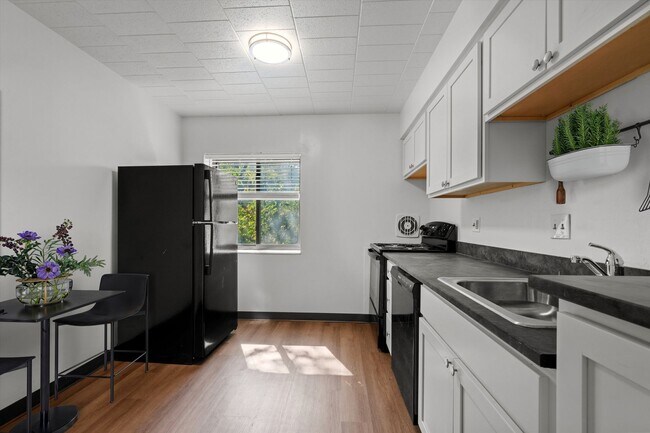 Foto del interior - Edgewood Court Apartments