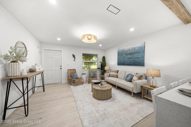 Foto del edificio - 325 Eva St NE