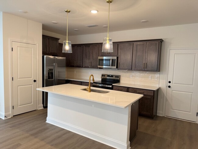 Building Photo - 2718 Willowoak Trl
