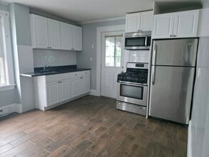Building Photo - 96 Lockwood Ave