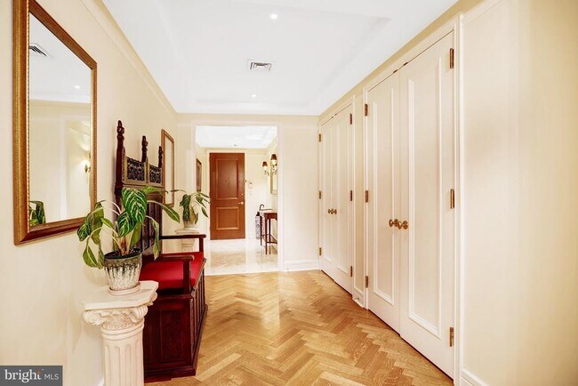 Foto del edificio - 1155 23rd St NW