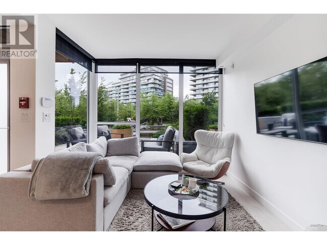 Photo du bâtiment - 212 W 1st Ave