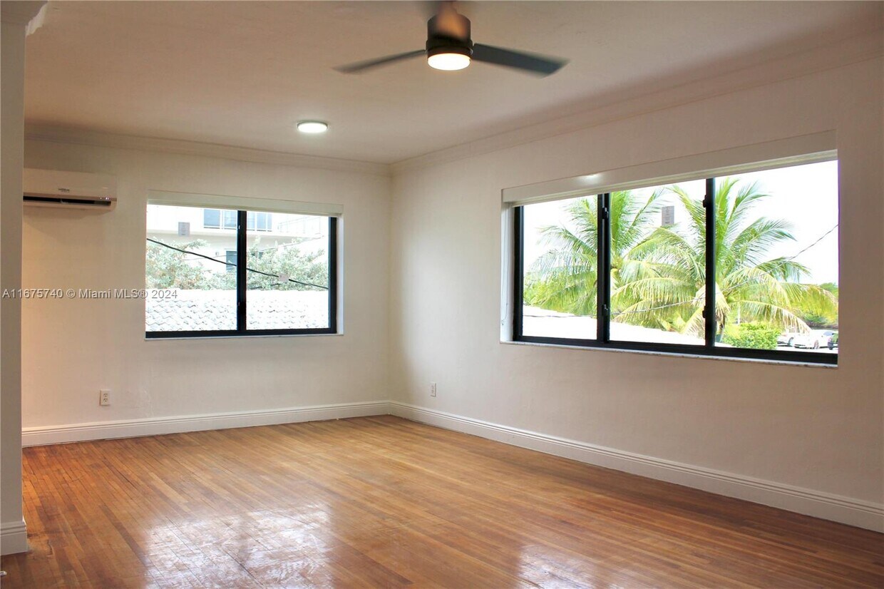 Foto principal - 5907 N Ocean Dr