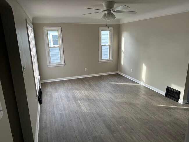 Building Photo - 6810 Archmere Ave