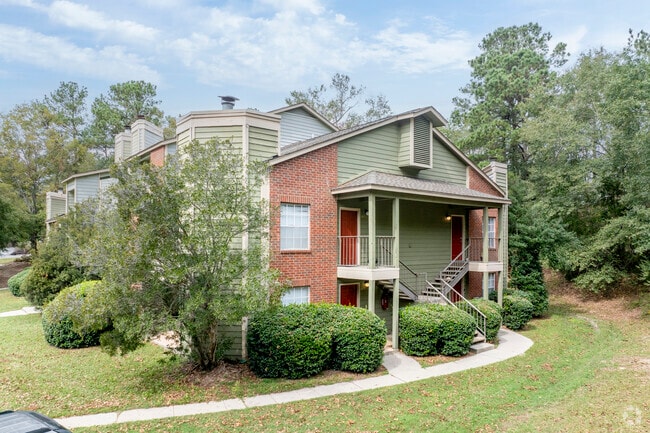 Building Photo - Champions Pines Apartments