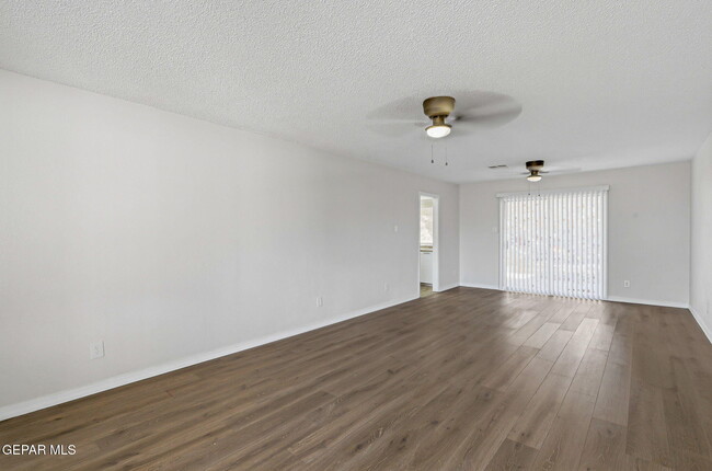 Foto del edificio - 7129 Orizaba Ave