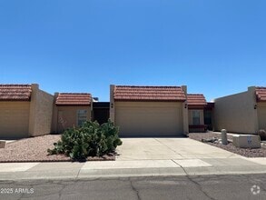 Building Photo - 2529 E Villa Theresa Dr