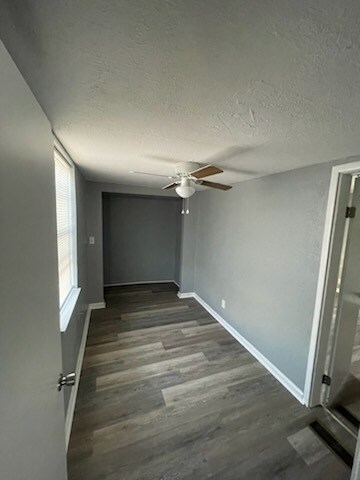 Foto del edificio - 5330 W 11th Pl